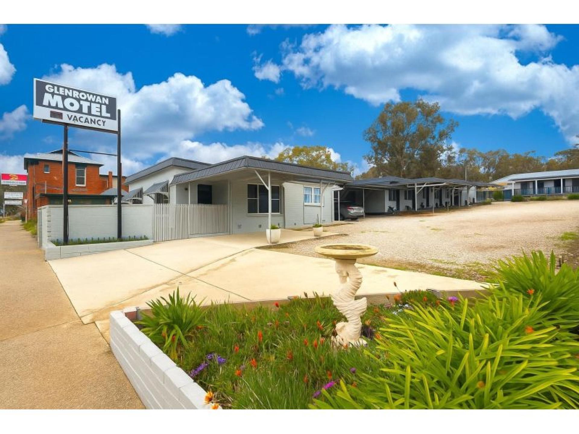 Motel for sale  Glenrowan