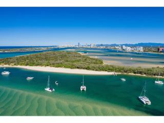 Holiday Management Rights - Broadwater Lifestyle, No Set Office Hours