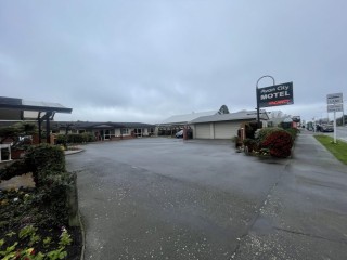 Motels For Sale - 1 large