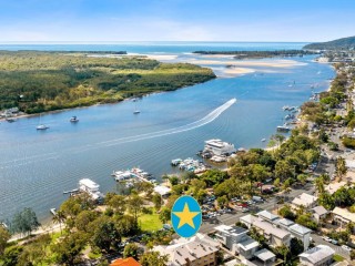 Superb Riverfront Location Noosa