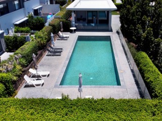 Central Gold Coast Quality Lifestyle!!