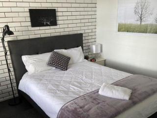 Motels For Sale - 1 large
