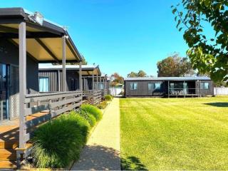 Motels For Sale - 1 large