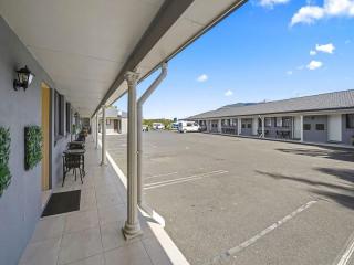 Motels For Sale - 1 large
