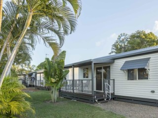 Quality SEQld Tourist Park 150m from beach