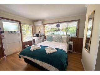 FREEHOLD - Stonez Boutique Accommodation, Clunes VIC - 1P0567